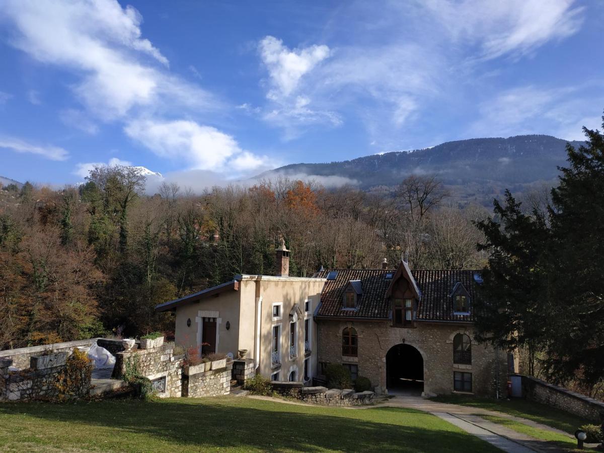 Appartement Chateau Uriage-Chamrousse Saint-Martin-dʼUriage المظهر الخارجي الصورة