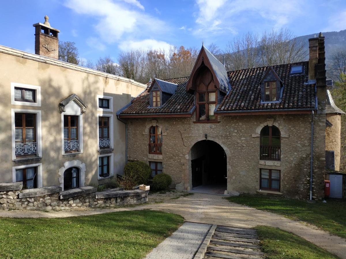Appartement Chateau Uriage-Chamrousse Saint-Martin-dʼUriage المظهر الخارجي الصورة